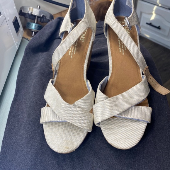 Tom Wedges - Picture 8 of 12